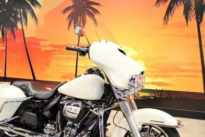 2024 Harley-Davidson FLHTP Base