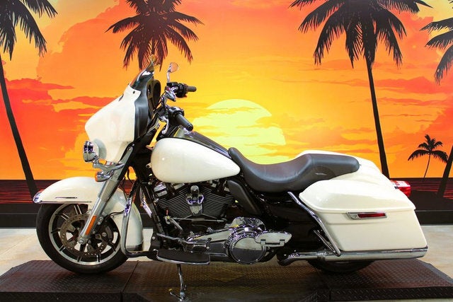2023 Harley-Davidson FLHTP Base