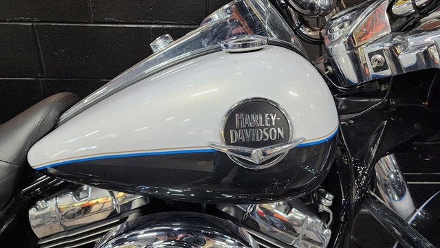 2008 Harley-Davidson FLHRC - Road King Classic Base
