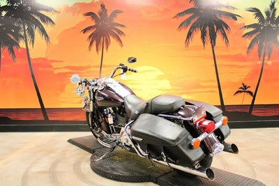 2005 Harley-Davidson Touring FLHRCI - Road King Classic