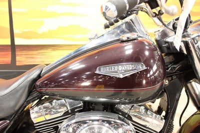 2005 Harley-Davidson Touring FLHRCI - Road King Classic