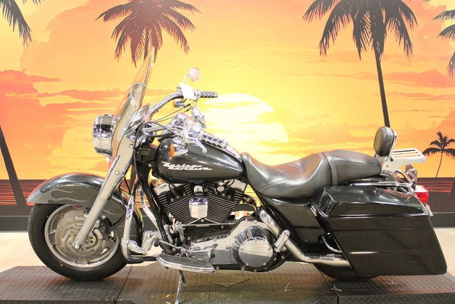 2005 Harley-Davidson FLHRS - Road King Custom Base
