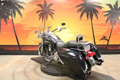 2005 Harley-Davidson FLHRS - Road King Custom Base