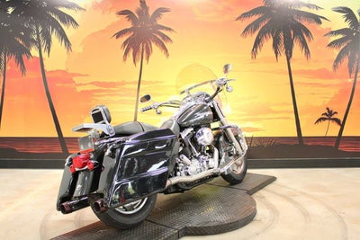 2005 Harley-Davidson FLHRS - Road King Custom Base
