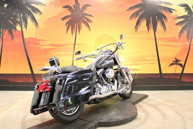 2005 Harley-Davidson FLHRS - Road King Custom Base
