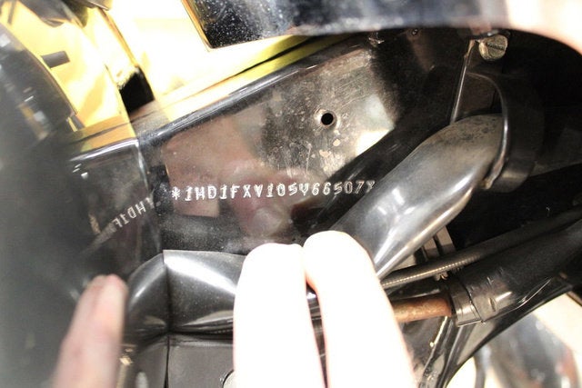 2005 Harley-Davidson FLHRS - Road King Custom Base