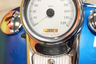 2005 Harley-Davidson FLHRS - Road King Custom Base