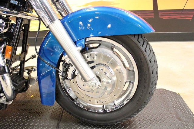 2005 Harley-Davidson FLHRS - Road King Custom Base