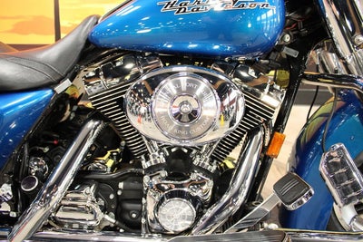 2005 Harley-Davidson FLHRS - Road King Custom Base