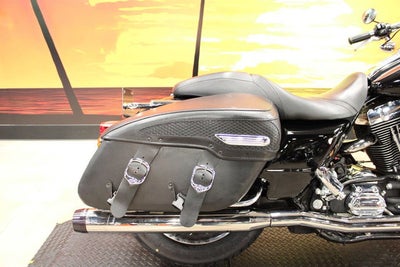 2006 Harley-Davidson FLHRS - Road King Custom Base