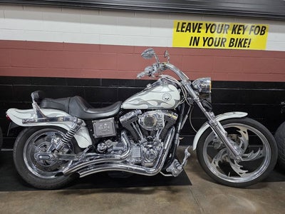 2005 Harley-Davidson FXDWGI Base