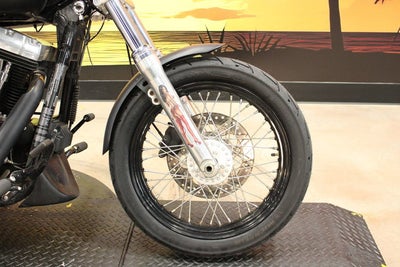 2012 Harley-Davidson Dyna Glide FXDB - Dyna Street Bob