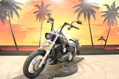 2012 Harley-Davidson Dyna Glide FXDB - Dyna Street Bob