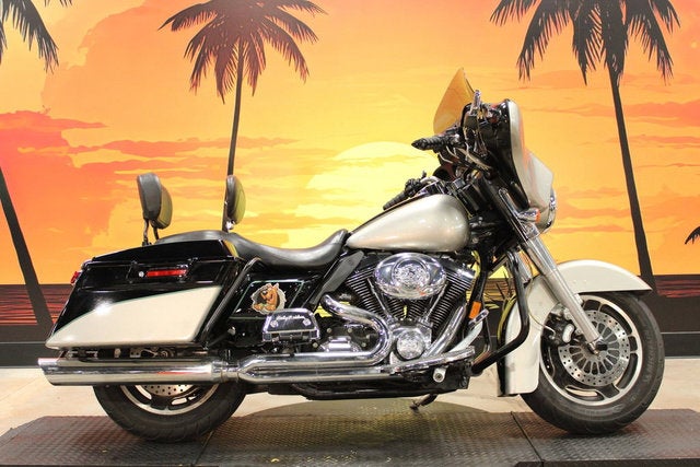 2007 Harley-Davidson FLHX - Street Glide Base