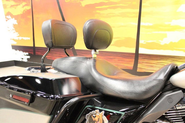 2007 Harley-Davidson FLHX - Street Glide Base