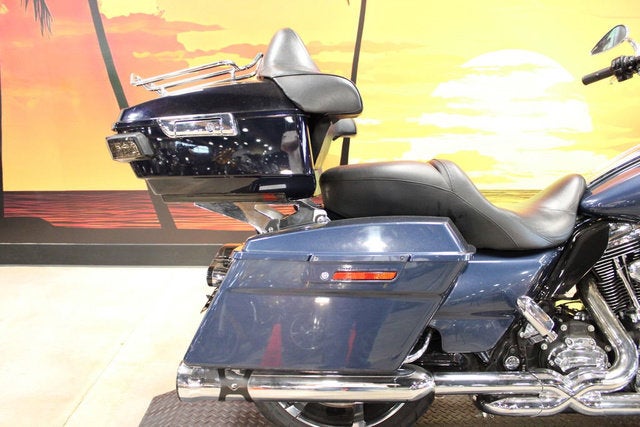 2009 Harley-Davidson FLHX - Street Glide Base