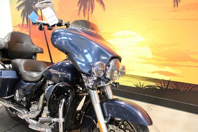 2009 Harley-Davidson FLHX - Street Glide Base