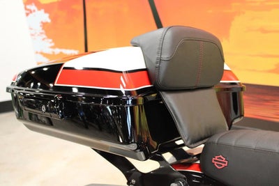 2024 Harley-Davidson FLHX - Street Glide Base