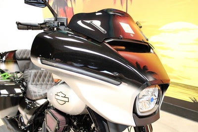 2025 Harley-Davidson FLHX - Street Glide Base