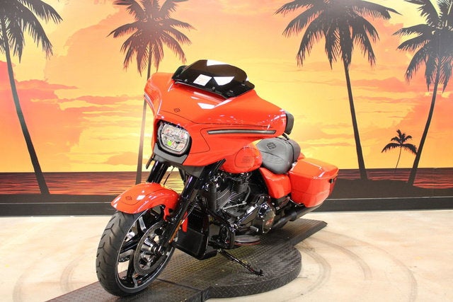 2026 Harley-Davidson Street Glide FLHX