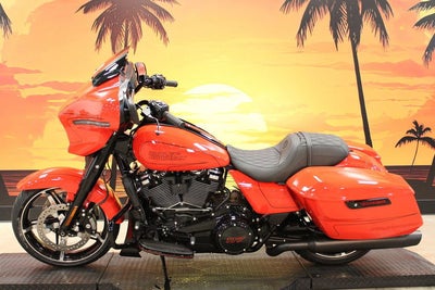 2026 Harley-Davidson Street Glide FLHX