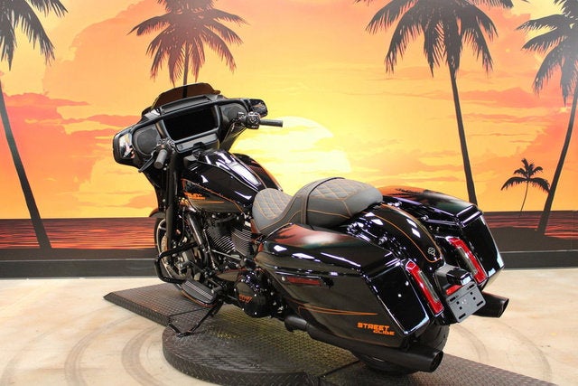2026 Harley-Davidson Street Glide FLHX