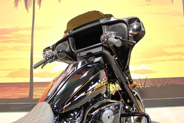 2026 Harley-Davidson Street Glide FLHX