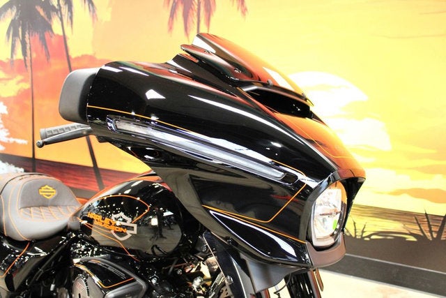 2026 Harley-Davidson Street Glide FLHX