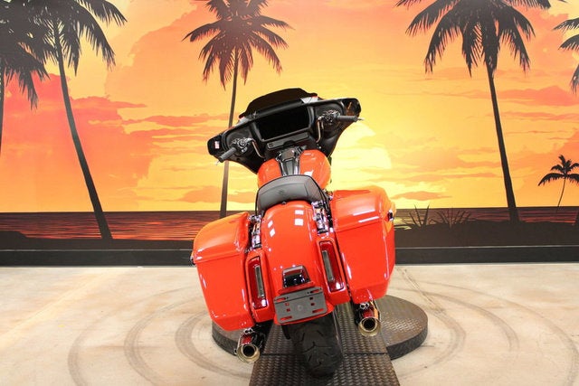 2026 Harley-Davidson FLHX - Street Glide Base