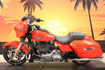 2026 Harley-Davidson FLHX - Street Glide Base