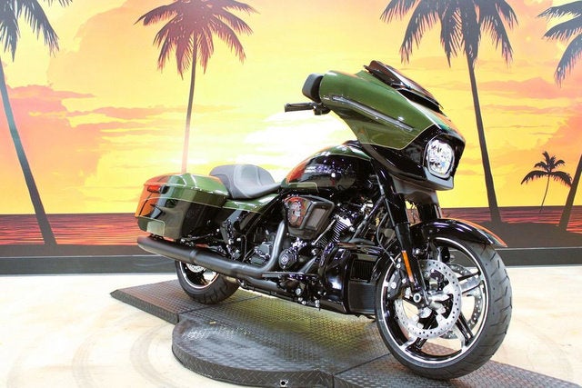 2026 Harley-Davidson Street Glide FLHX
