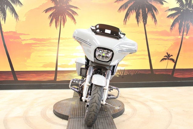 2026 Harley-Davidson FLHX - Street Glide Base