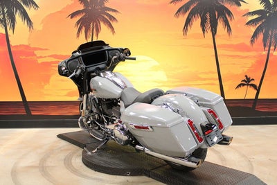 2026 Harley-Davidson FLHX - Street Glide Base