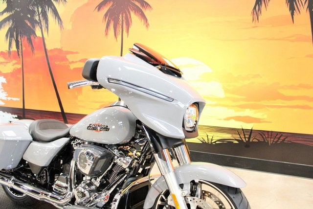 2026 Harley-Davidson FLHX - Street Glide Base
