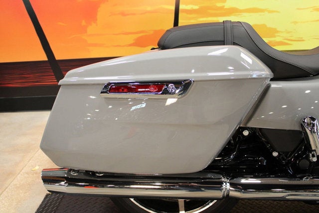 2025 Harley-Davidson FLHX - Street Glide Base