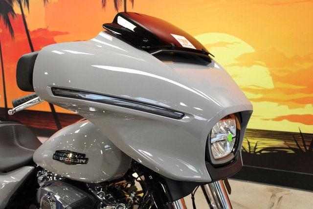 2025 Harley-Davidson FLHX - Street Glide Base