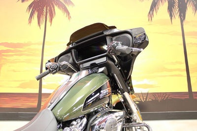 2026 Harley-Davidson FLHX - Street Glide Base