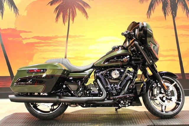 2026 Harley-Davidson Street Glide FLHX