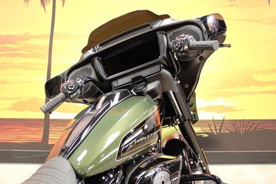 2026 Harley-Davidson Street Glide FLHX