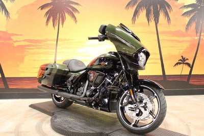 2026 Harley-Davidson Street Glide FLHX