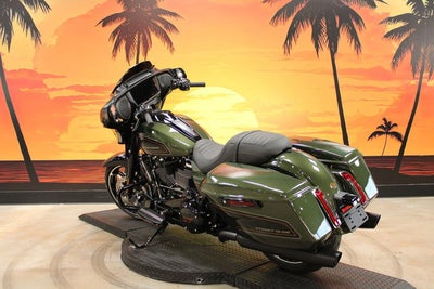 2026 Harley-Davidson Street Glide FLHX