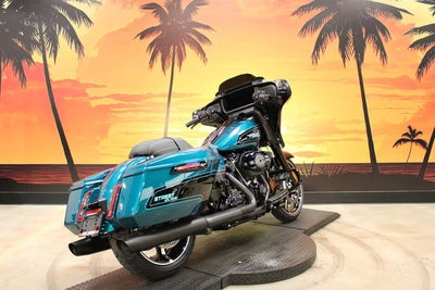 2026 Harley-Davidson Street Glide FLHX