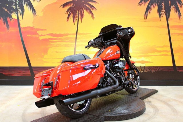 2026 Harley-Davidson Street Glide FLHX