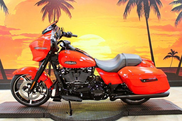 2026 Harley-Davidson Street Glide FLHX