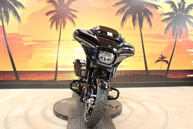 2026 Harley-Davidson Street Glide FLHX