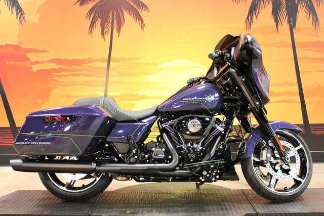 2026 Harley-Davidson Street Glide FLHX