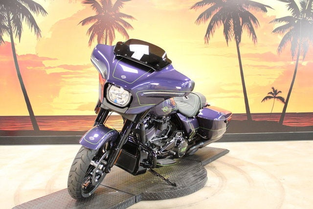 2026 Harley-Davidson Street Glide FLHX