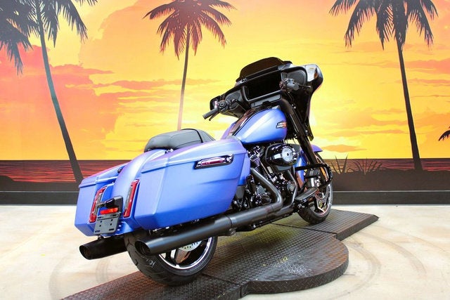 2026 Harley-Davidson Street Glide FLHX