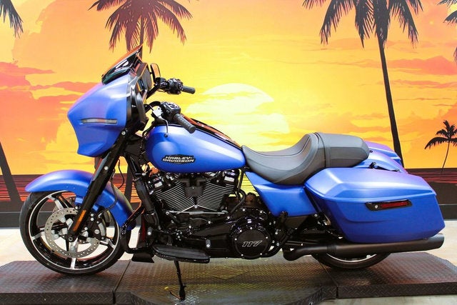 2026 Harley-Davidson Street Glide FLHX