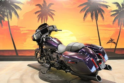 2025 Harley-Davidson Street Glide FLHX